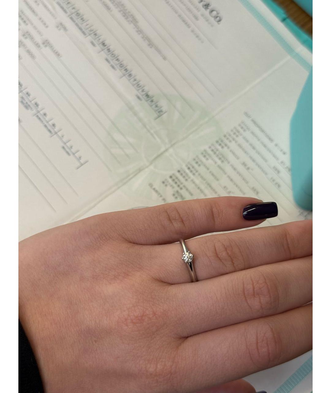 TIFFANY&CO Белое платиновое кольцо, фото 5