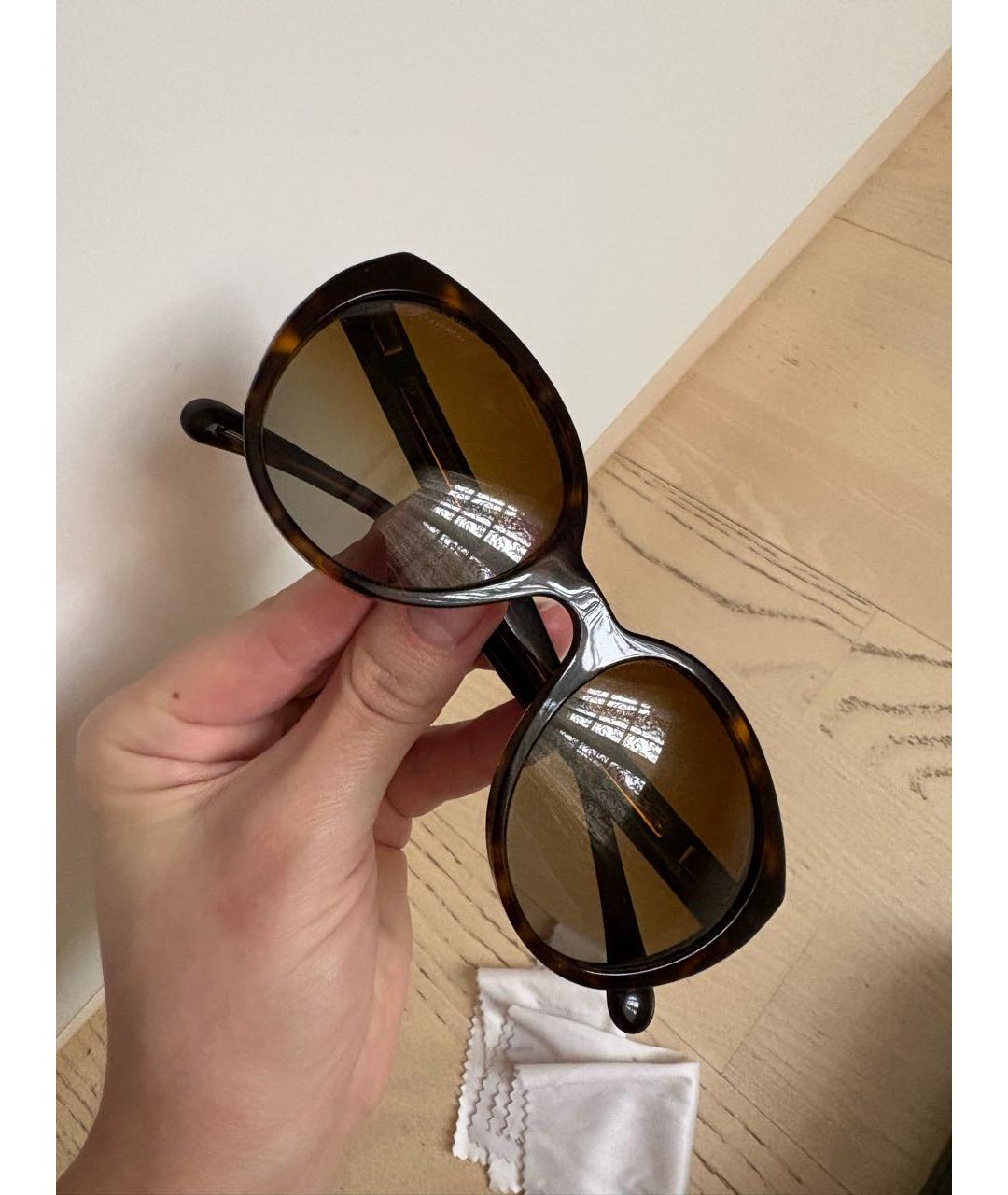 CHANEL Коричневые пластиковые солнцезащитные очки, фото 8