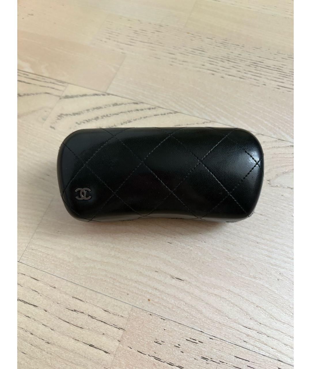 CHANEL Коричневые пластиковые солнцезащитные очки, фото 4