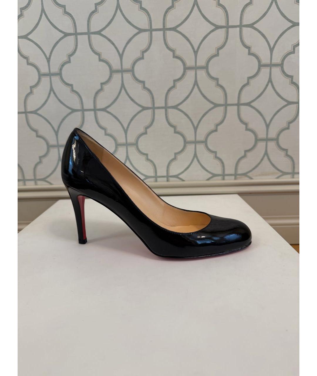 CHRISTIAN LOUBOUTIN Черные туфли из лакированной кожи, фото 6