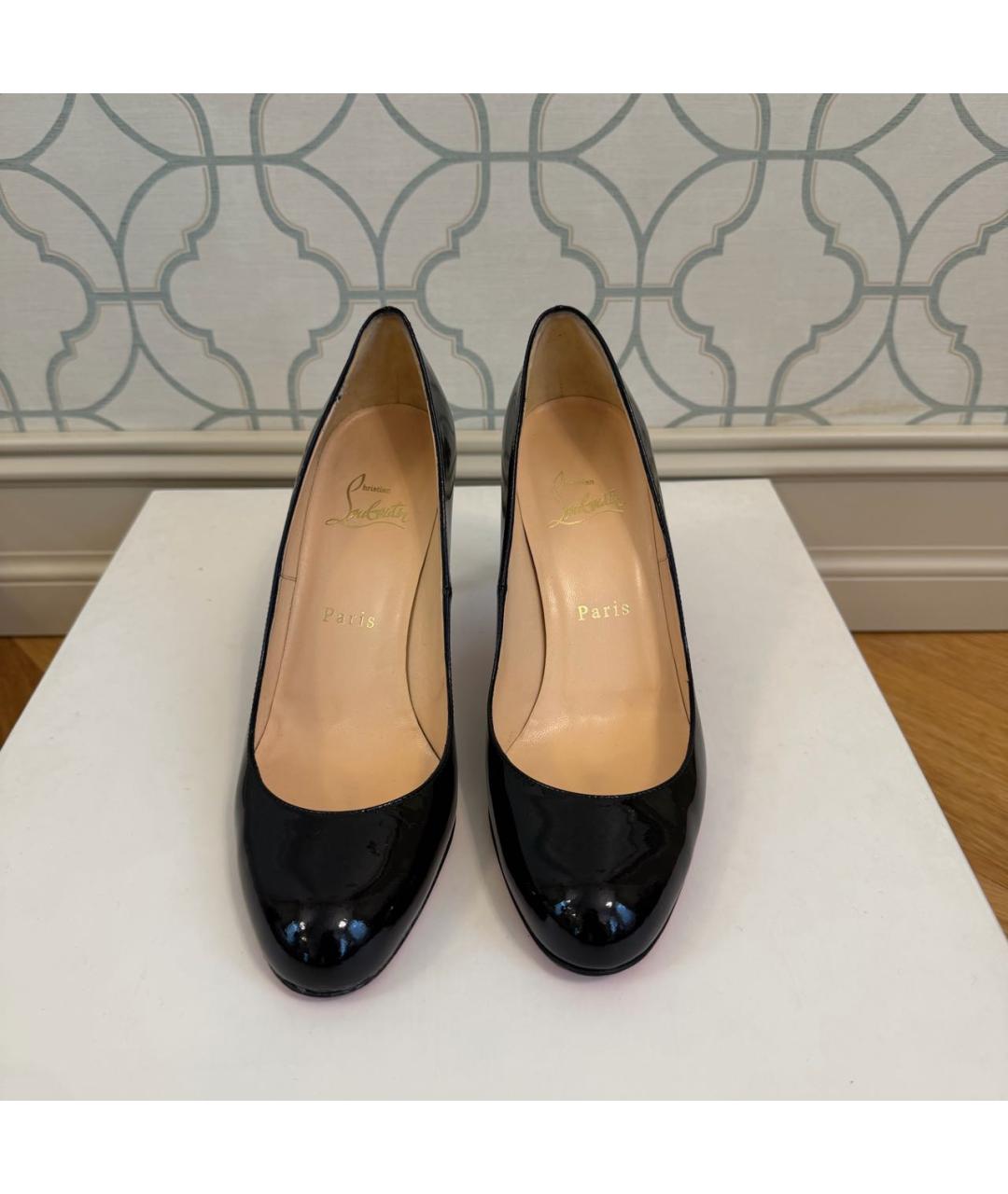 CHRISTIAN LOUBOUTIN Черные туфли из лакированной кожи, фото 2