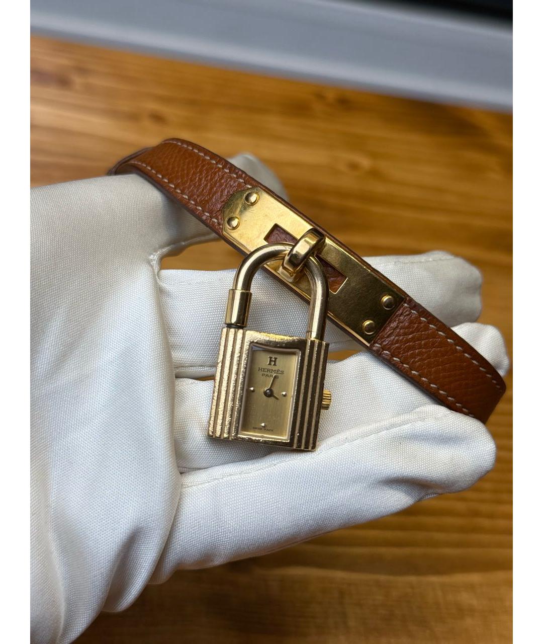 HERMES Коричневые позолоченные часы, фото 3