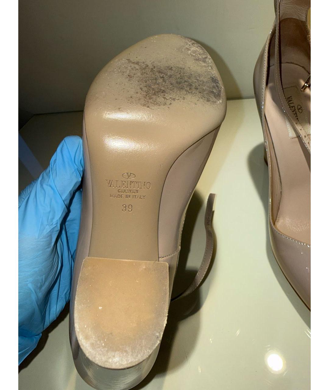 VALENTINO Бежевые туфли из лакированной кожи, фото 6