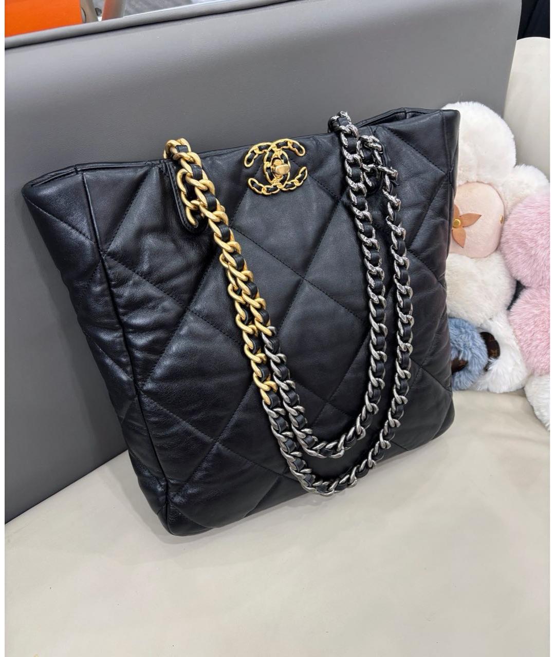 CHANEL Черная кожаная сумка тоут, фото 9