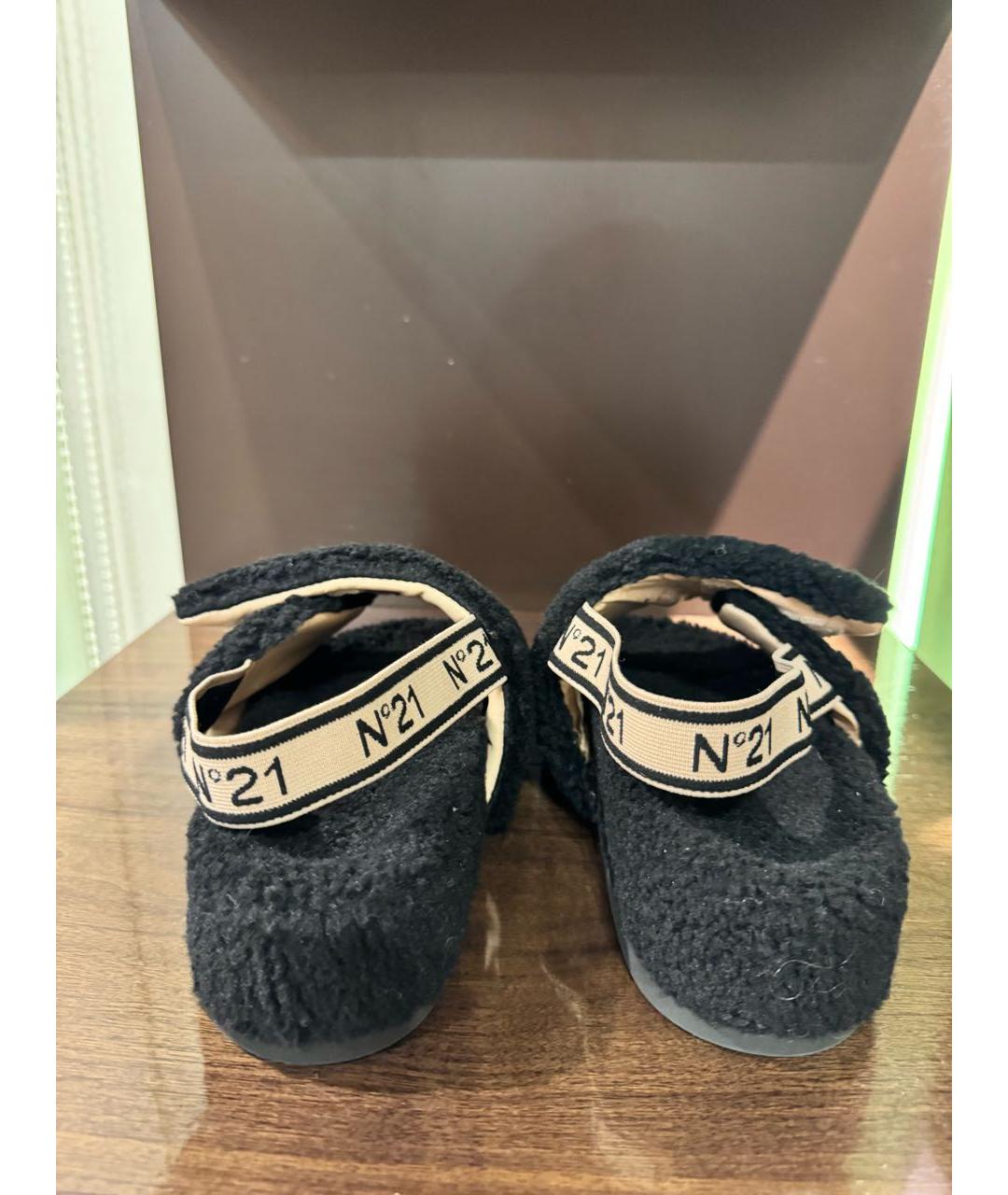 NO. 21 Черные синтетические сандалии, фото 4