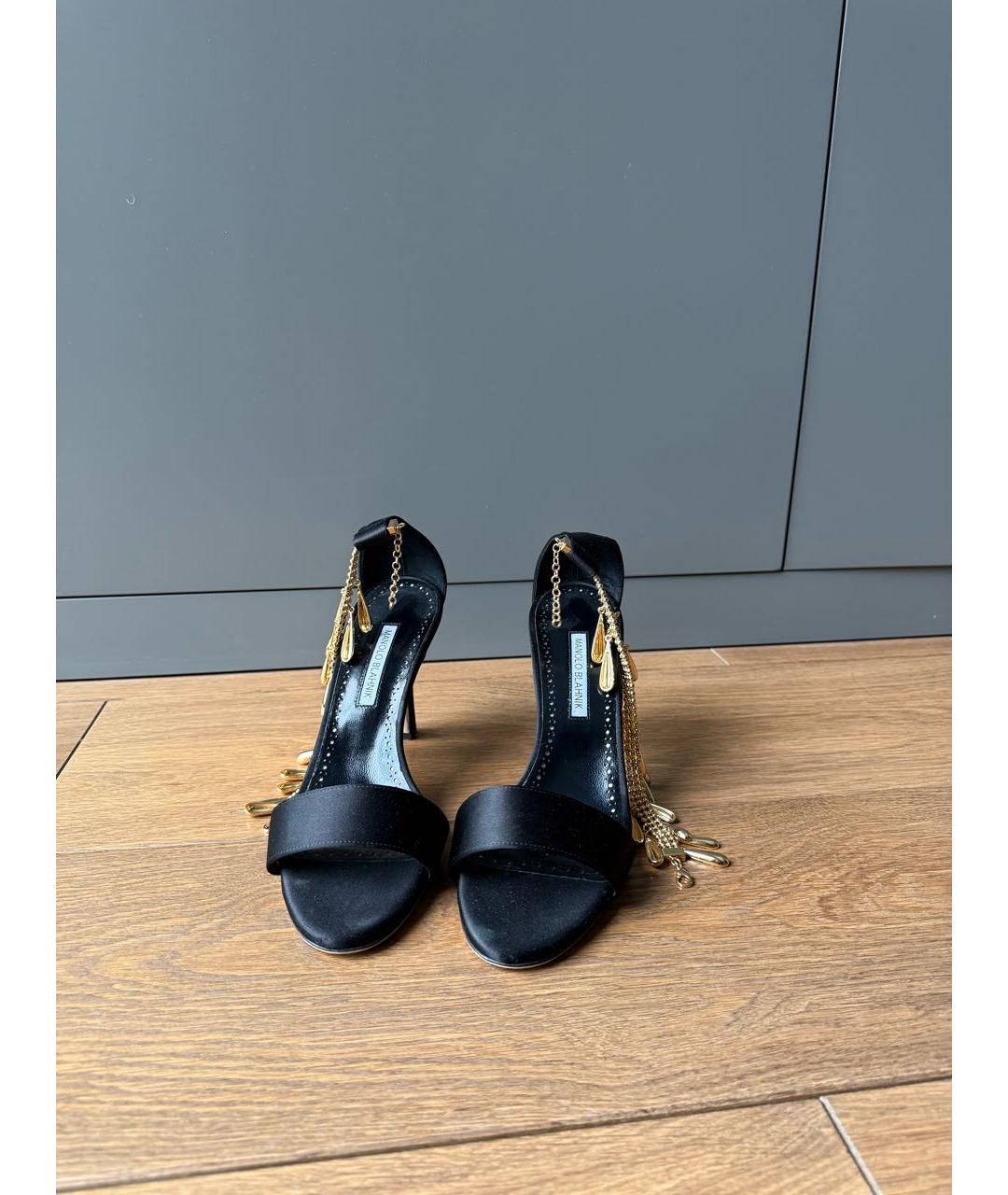 MANOLO BLAHNIK Черные текстильные босоножки, фото 2