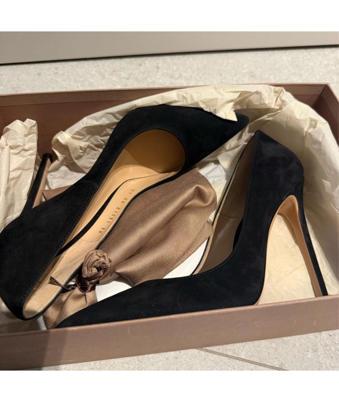 GIANVITO ROSSI Черные замшевые туфли, фото 5