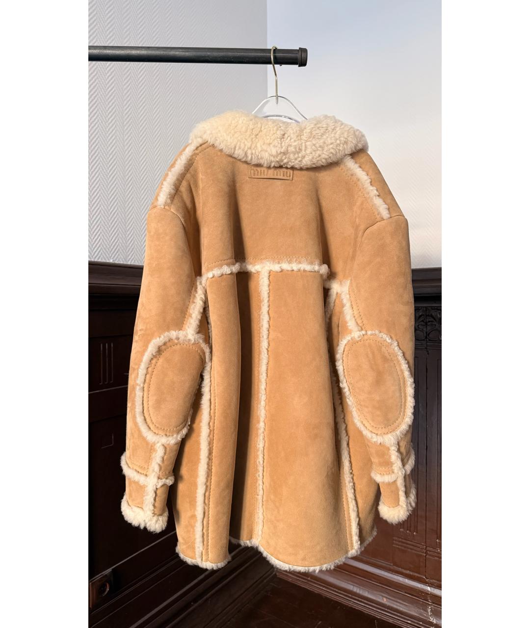MIU MIU Бежевое замшевое пальто, фото 2