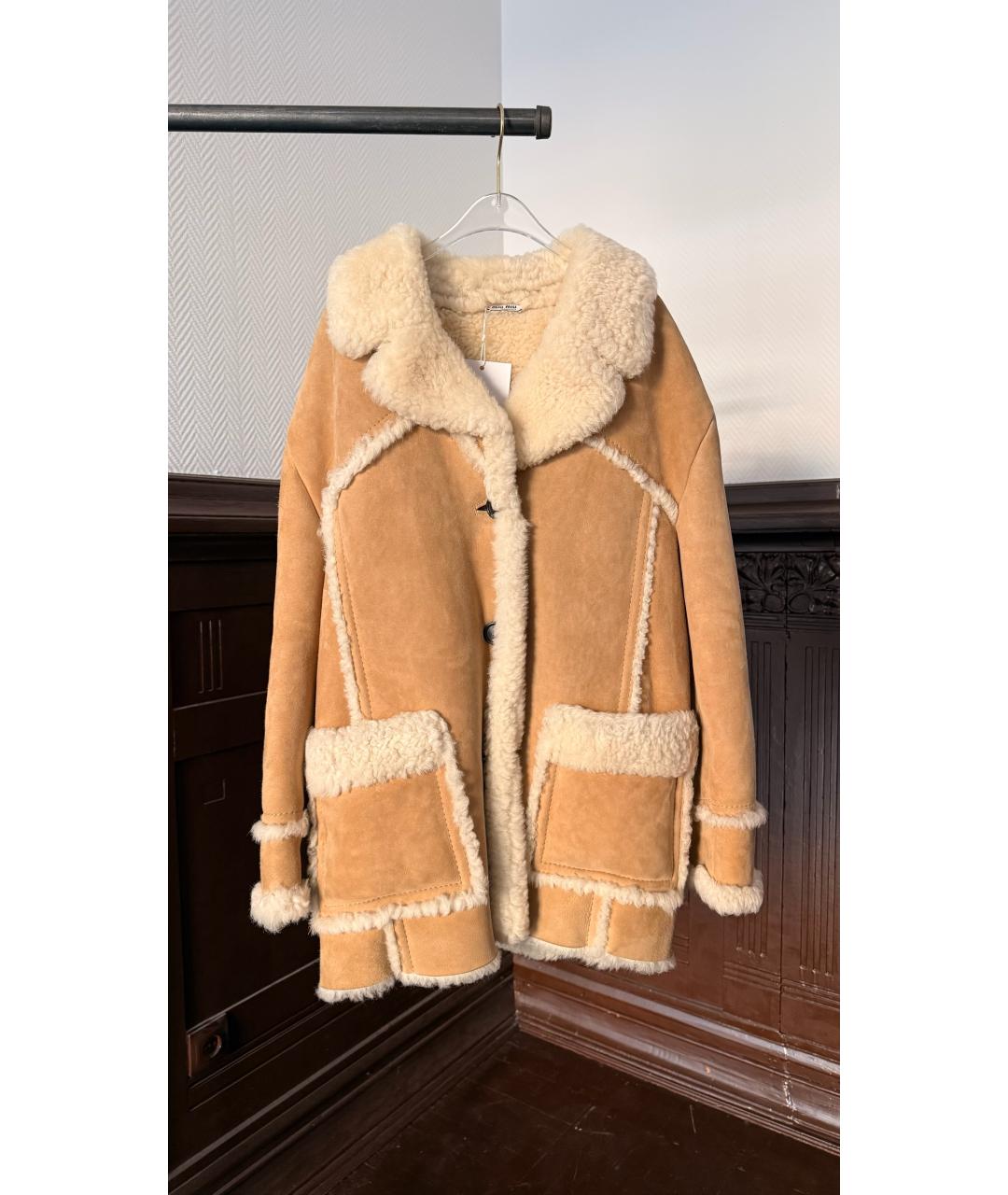MIU MIU Бежевое замшевое пальто, фото 6