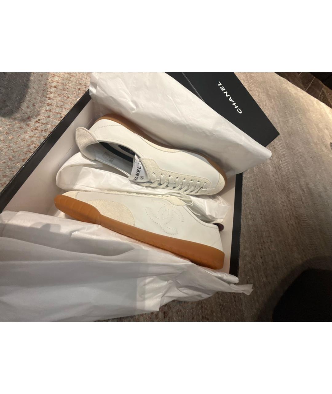 CHANEL Белые кожаные кеды, фото 5