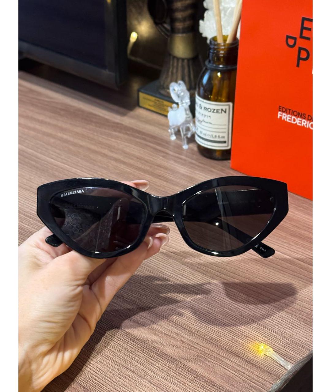 BALENCIAGA Черные пластиковые солнцезащитные очки, фото 3