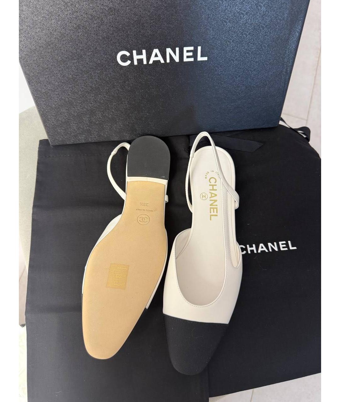 CHANEL Белые кожаные балетки, фото 3