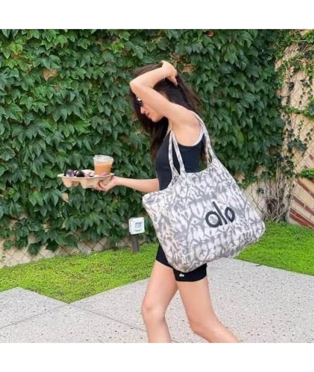 ALO YOGA Серая хлопковая сумка тоут, фото 4