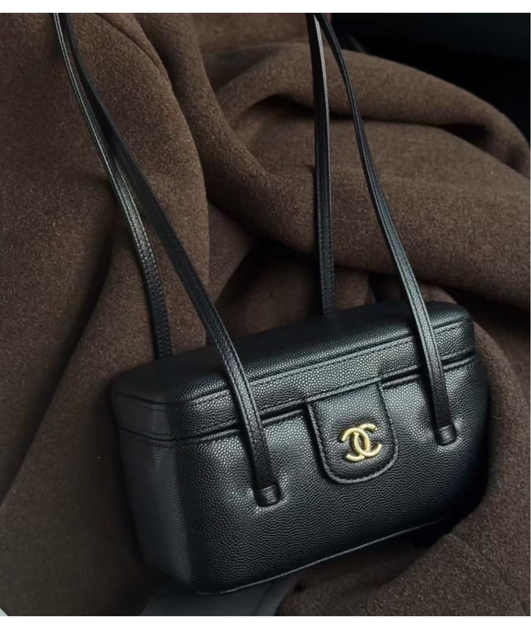 CHANEL Черная кожаная сумка через плечо, фото 7