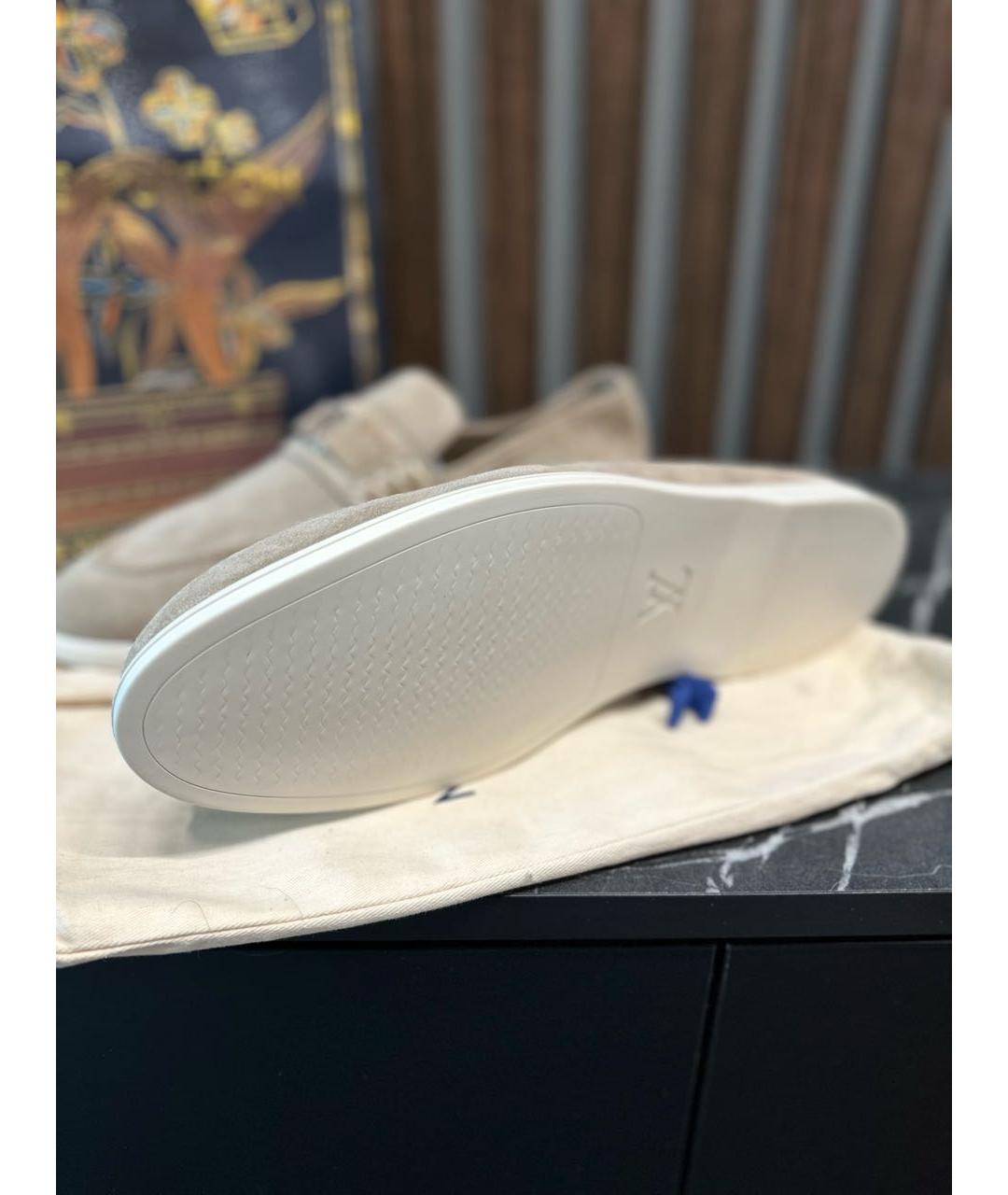 LOUIS VUITTON Бежевые замшевые лоферы, фото 4