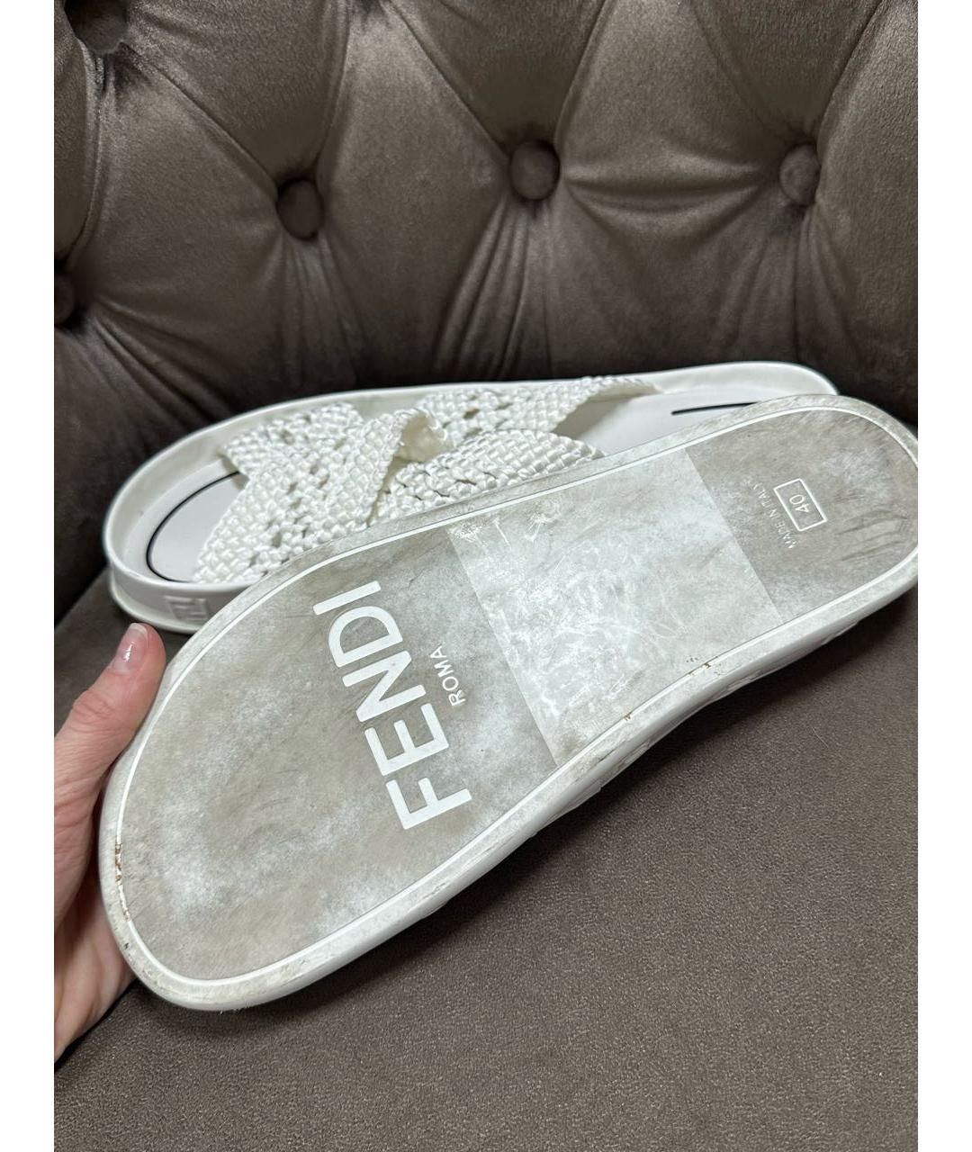 FENDI Белые шлепанцы, фото 3