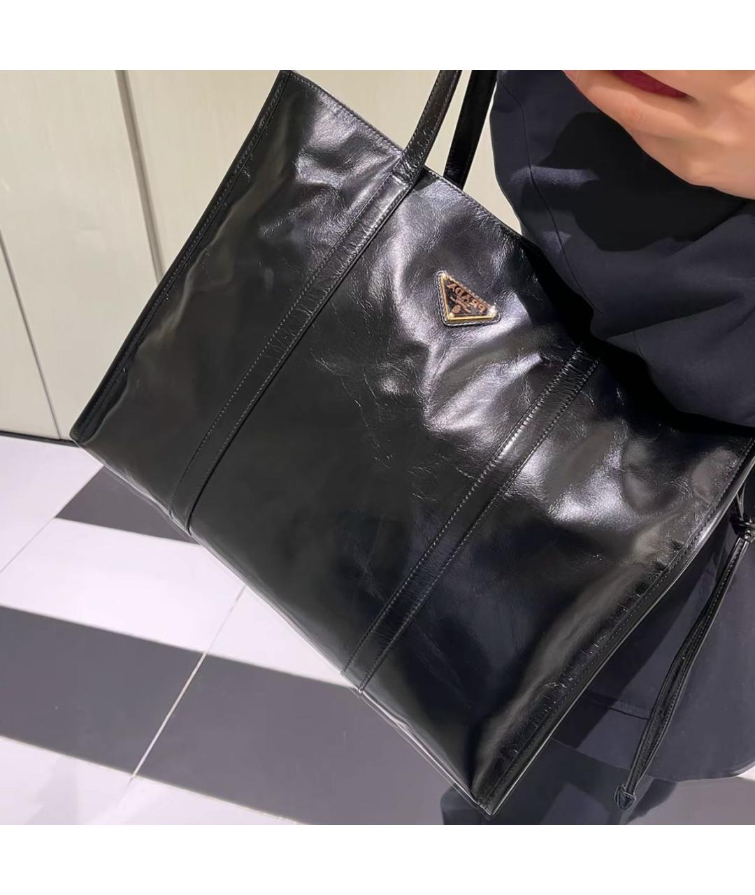 PRADA Черная кожаная сумка тоут, фото 8