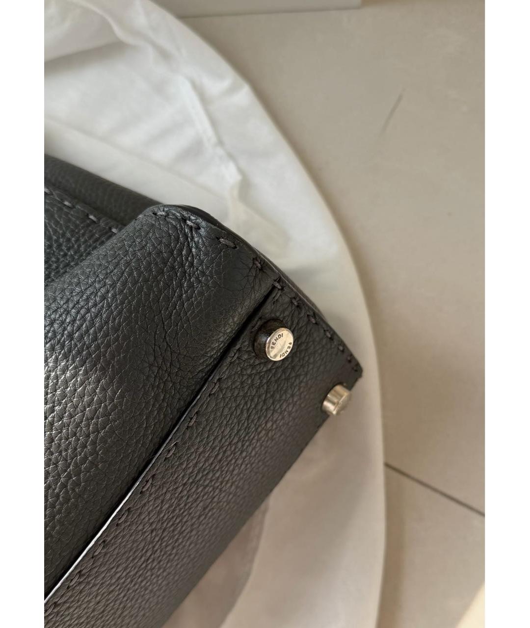 FENDI Черная кожаная сумка с короткими ручками, фото 3