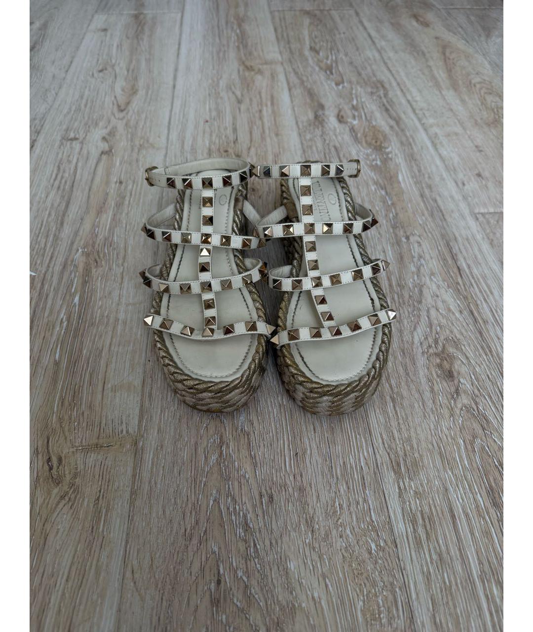 VALENTINO Белые кожаные босоножки, фото 3