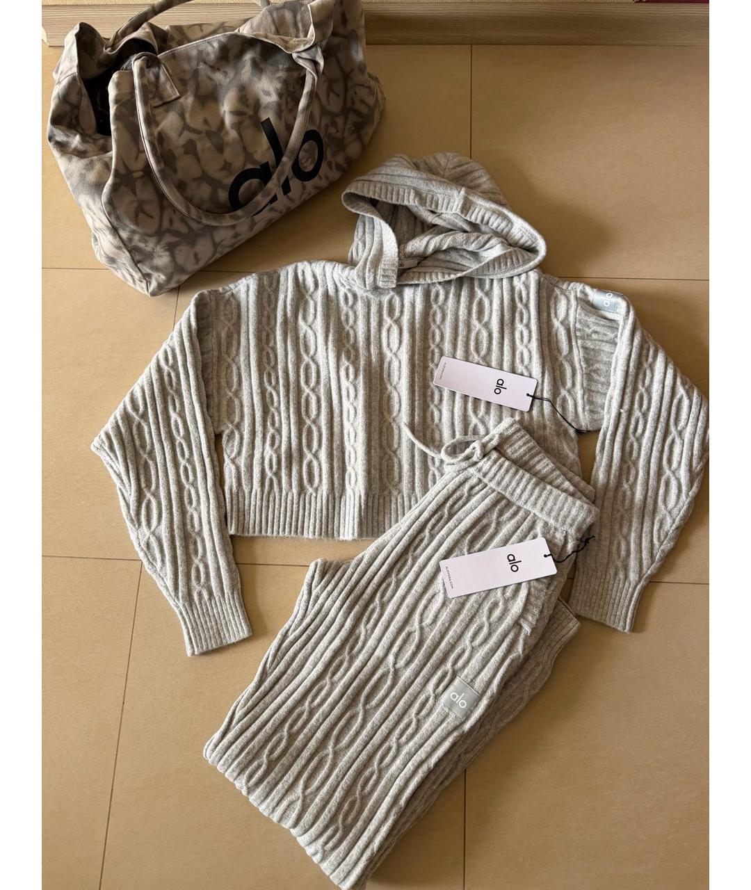 ALO YOGA Белый полиэстеровый костюм с брюками, фото 6