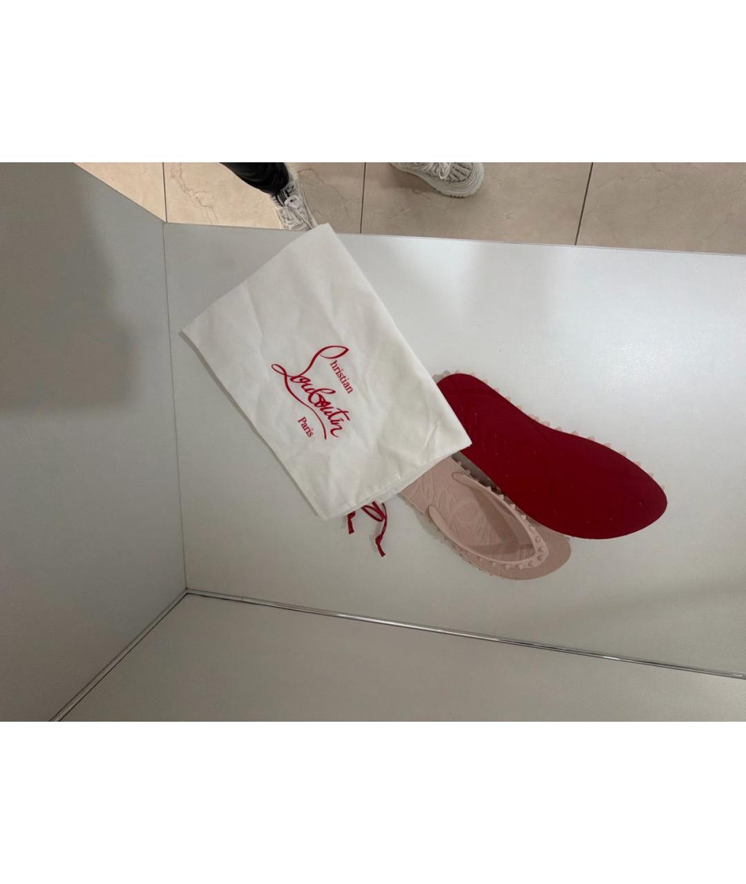 CHRISTIAN LOUBOUTIN Бежевые резиновые шлепанцы, фото 6