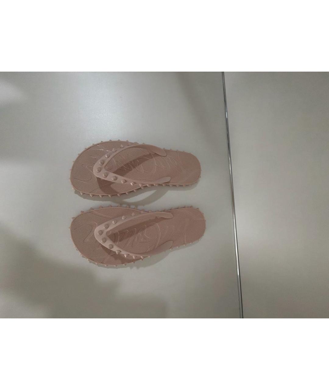 CHRISTIAN LOUBOUTIN Бежевые резиновые шлепанцы, фото 2