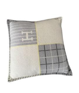 HERMES Подушка и одеяло