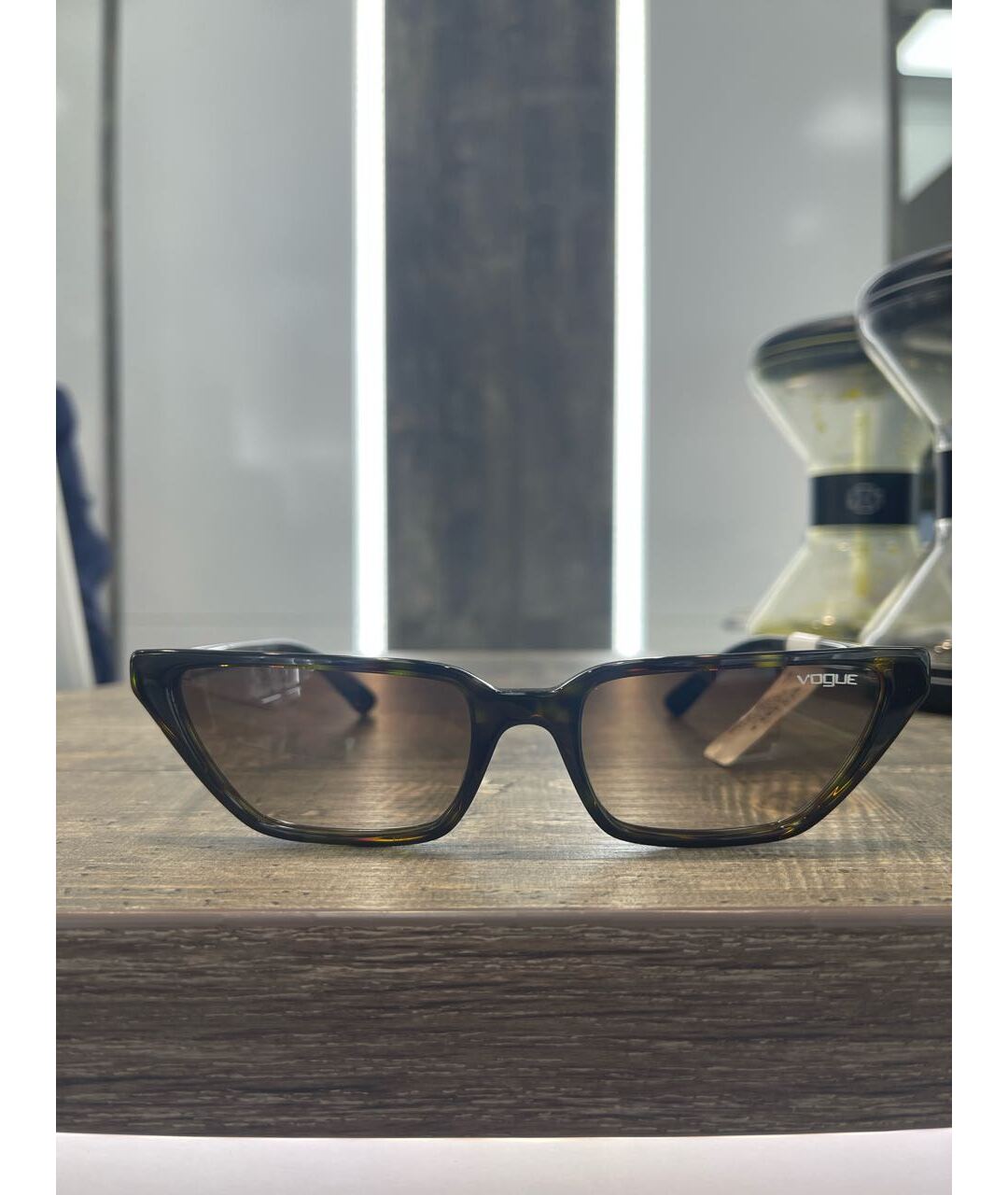 VOGUE EYEWEAR Коричневые пластиковые солнцезащитные очки, фото 5