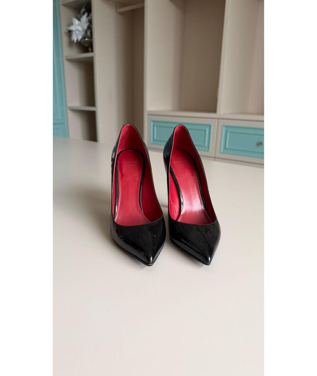 VALENTINO Черные туфли из лакированной кожи, фото 2
