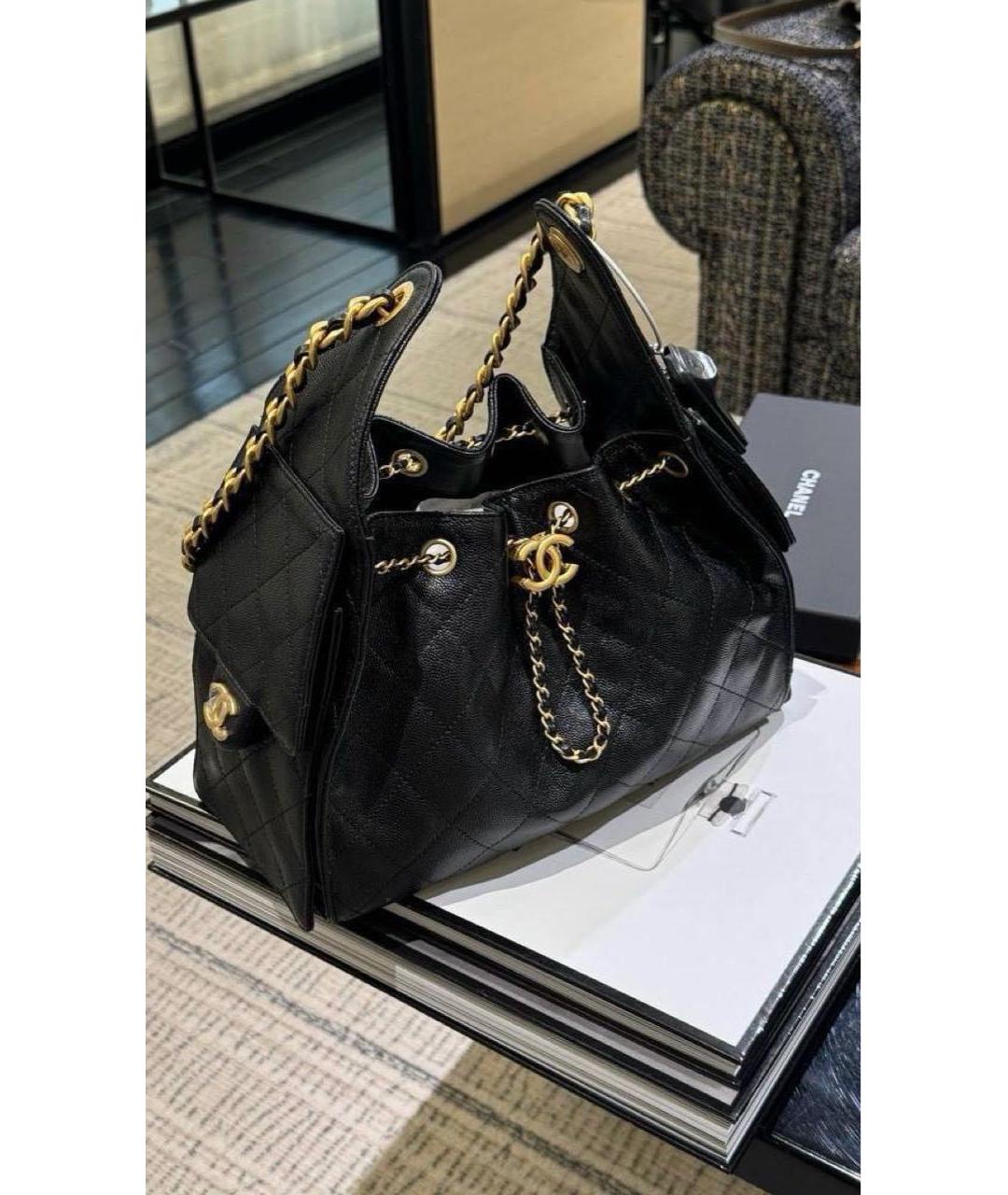CHANEL Черная кожаная сумка через плечо, фото 2