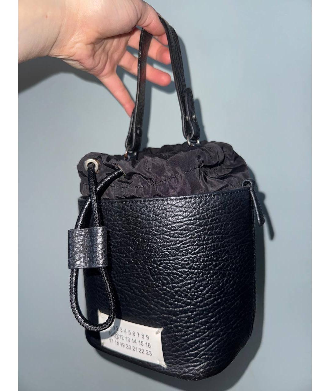 MAISON MARGIELA Черная кожаная сумка с короткими ручками, фото 2