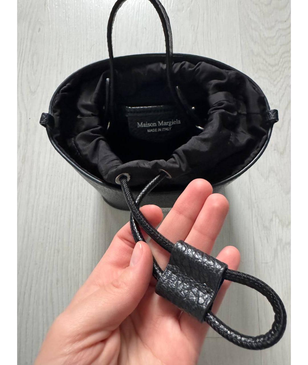 MAISON MARGIELA Черная кожаная сумка с короткими ручками, фото 4