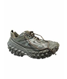 BALENCIAGA Низкие кроссовки / кеды