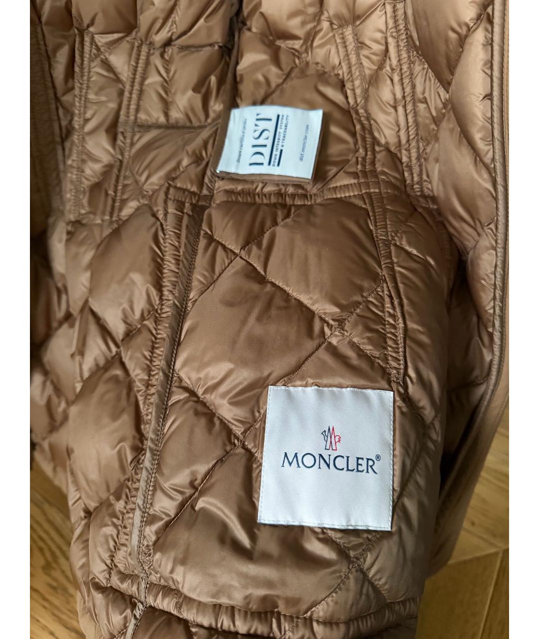 MONCLER Горчичный полиэстеровый пуховик, фото 3