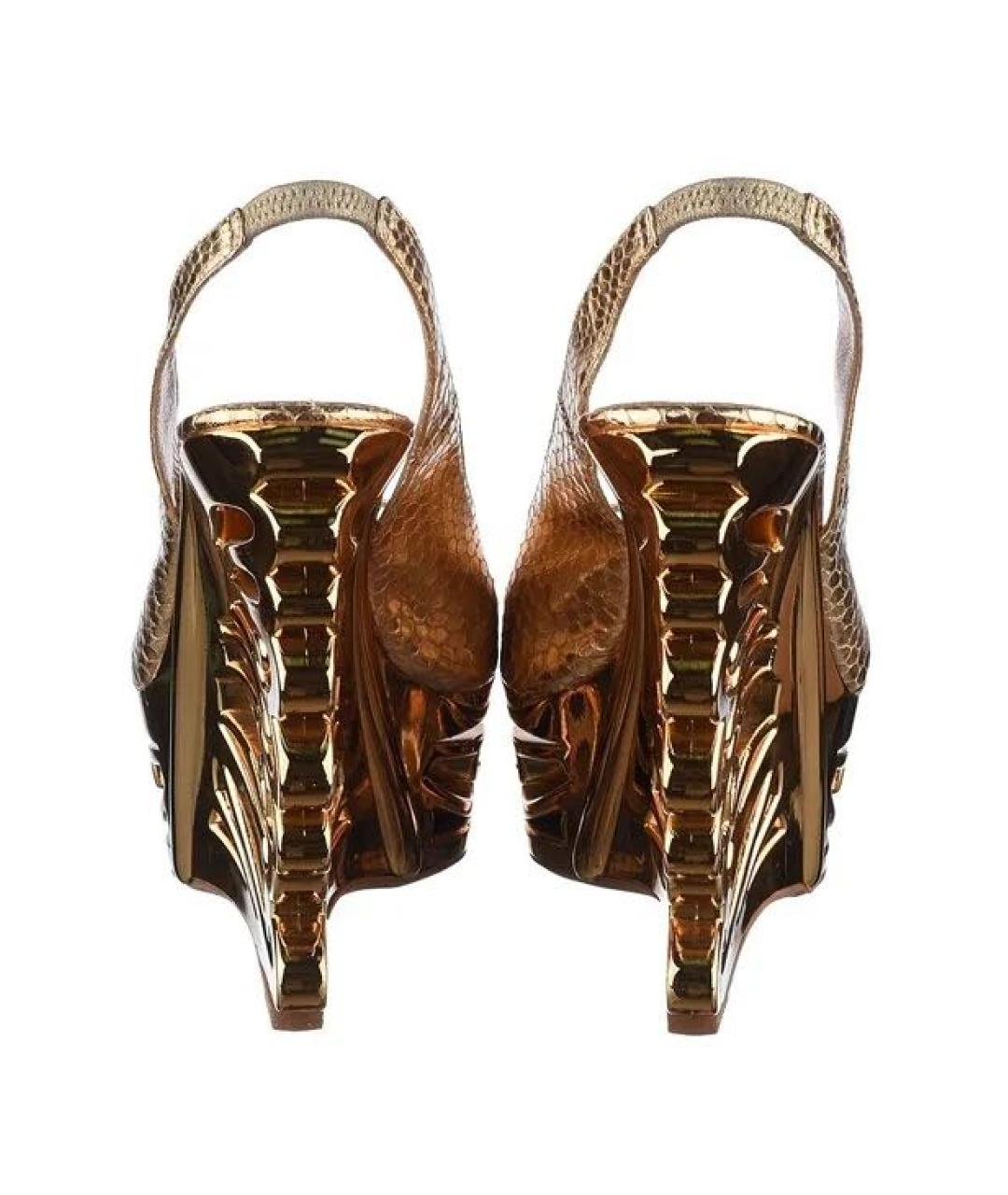 CASADEI Золотые кожаные босоножки, фото 3