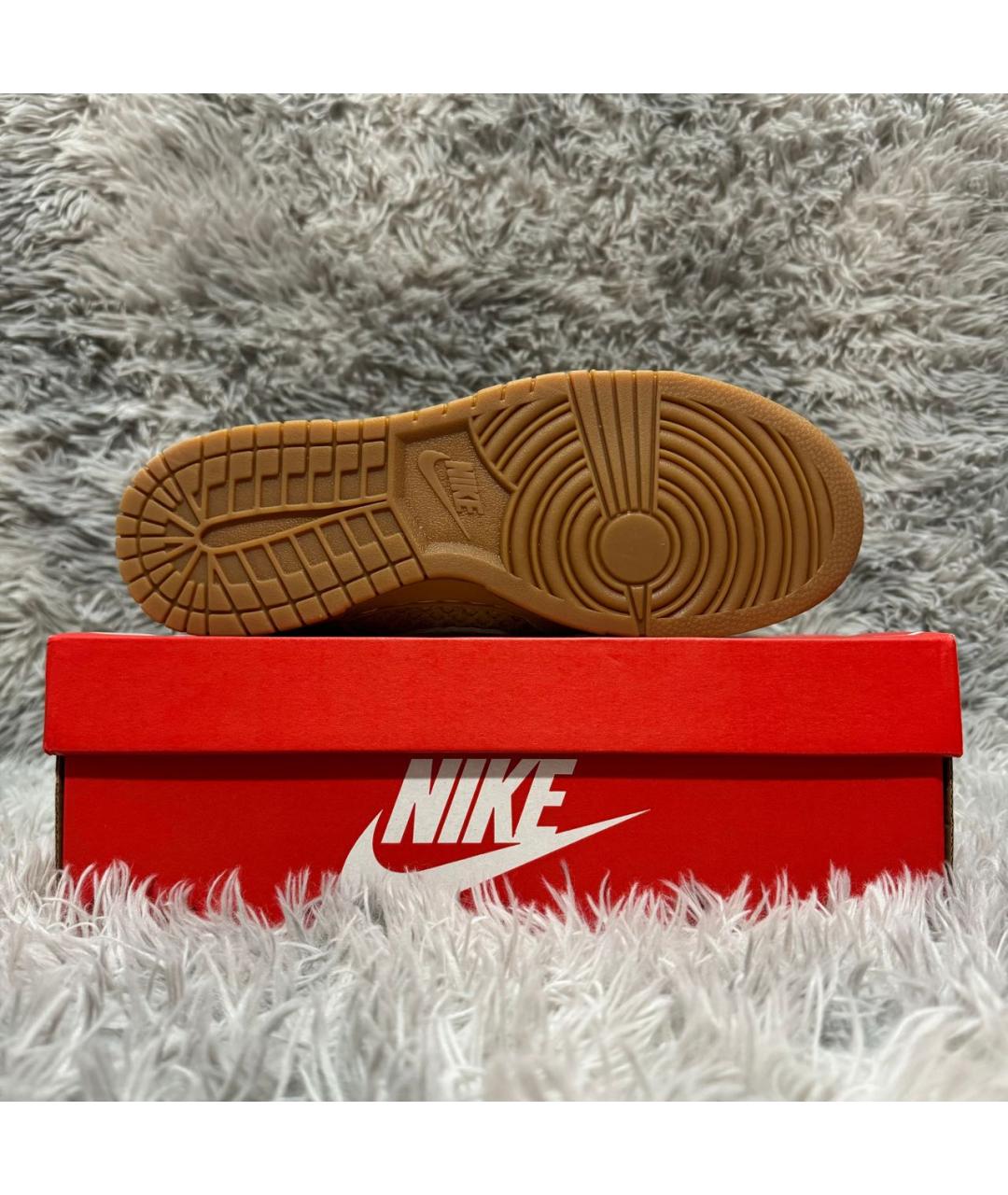 NIKE Коричневые замшевые низкие кроссовки / кеды, фото 3