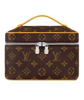 LOUIS VUITTON Косметичка