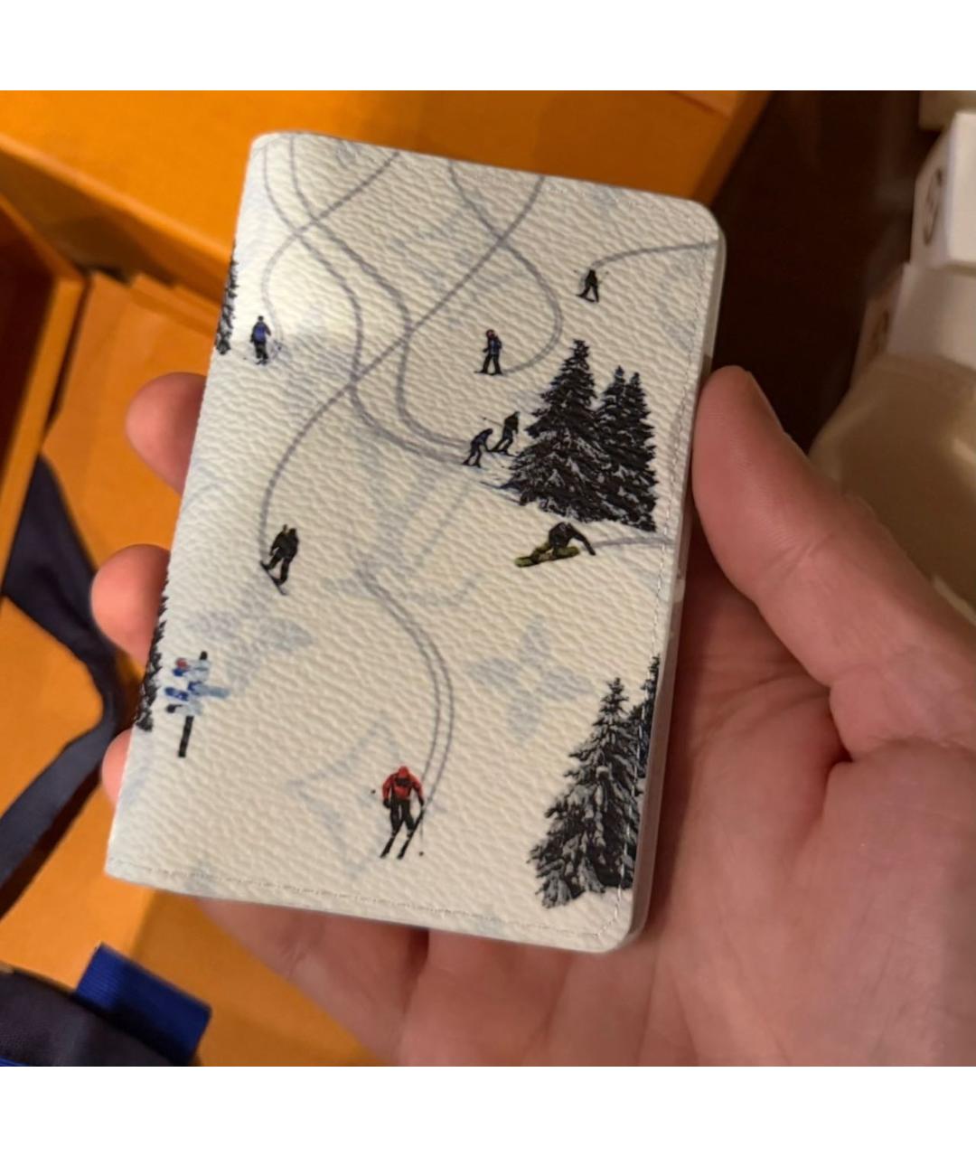 LOUIS VUITTON Белый кожаный кардхолдер, фото 5