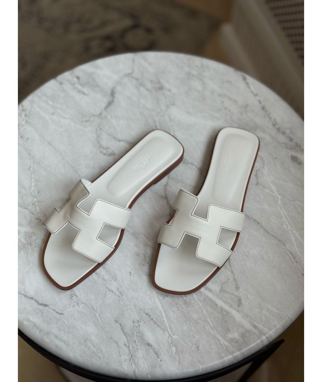 HERMES Белые кожаные шлепанцы, фото 2