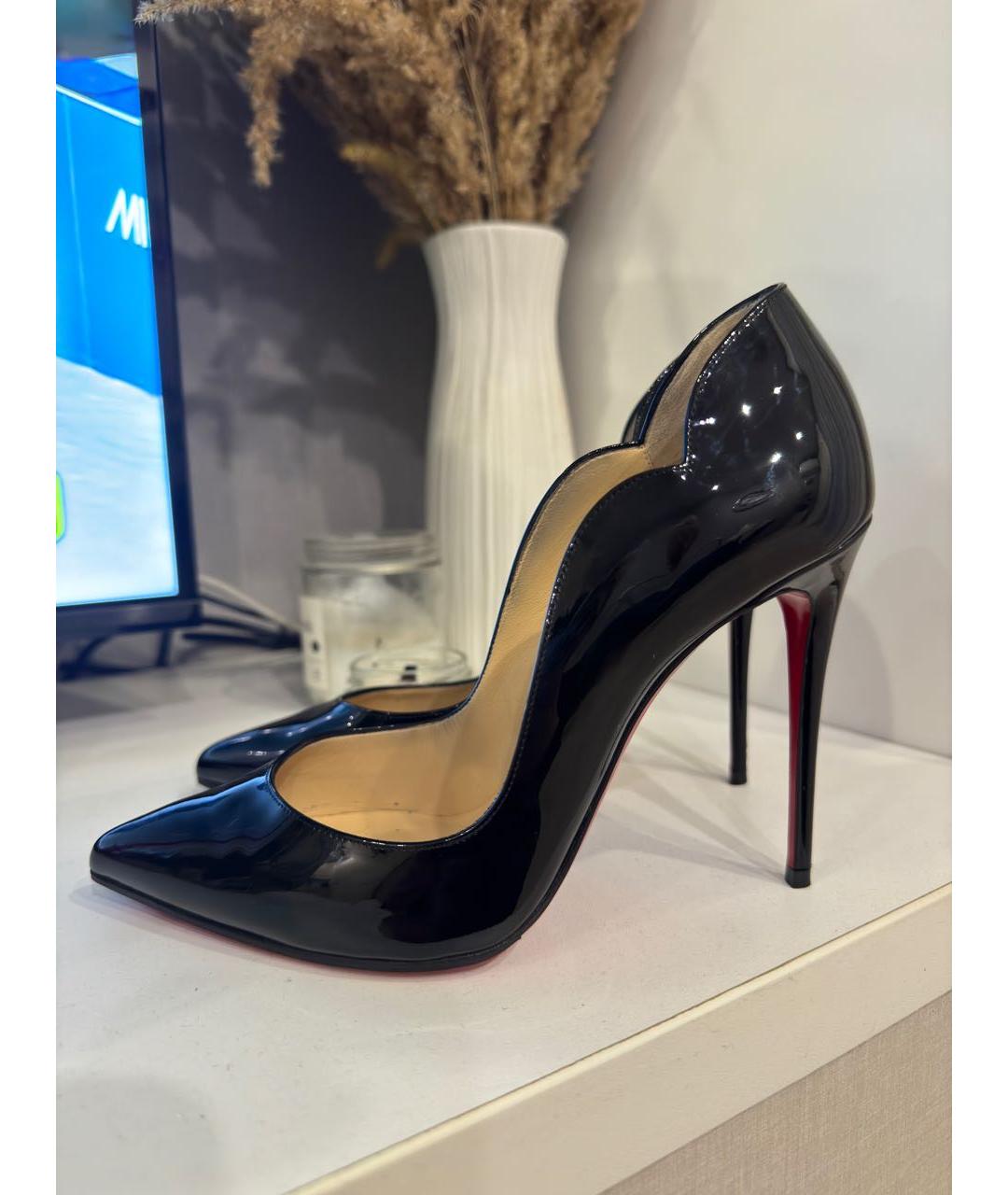 CHRISTIAN LOUBOUTIN Черные туфли из лакированной кожи, фото 6