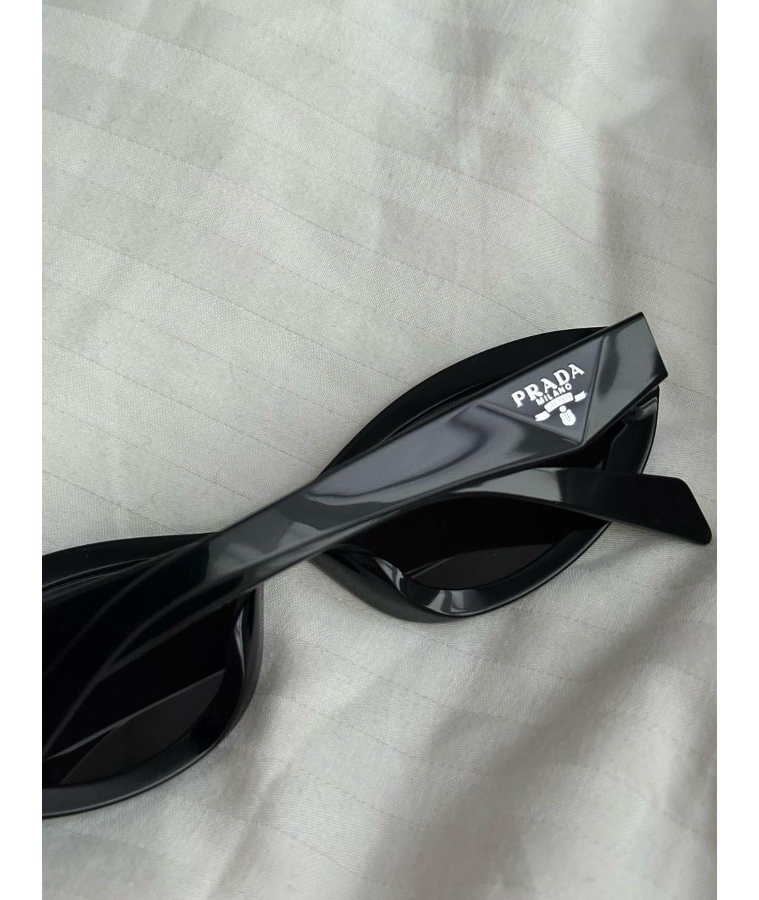PRADA Черные пластиковые солнцезащитные очки, фото 3