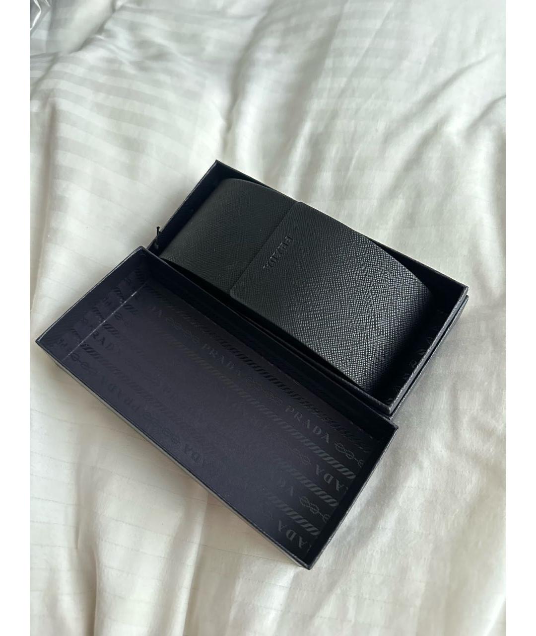 PRADA Черные пластиковые солнцезащитные очки, фото 4