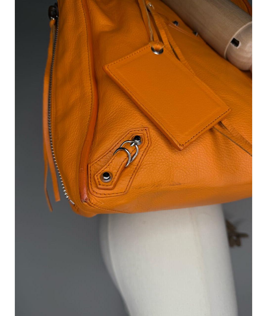 BALENCIAGA Оранжевая кожаная сумка с короткими ручками, фото 7