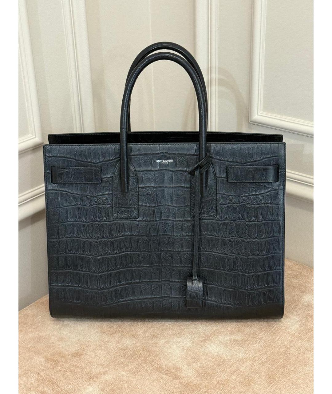 SAINT LAURENT Черная сумка с короткими ручками из экзотической кожи, фото 3