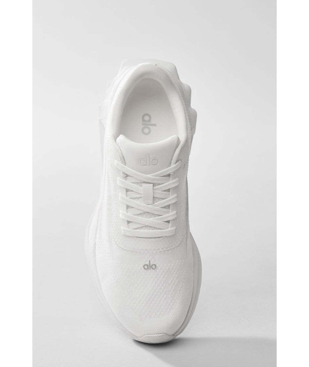 ALO YOGA Белые текстильные кроссовки, фото 3