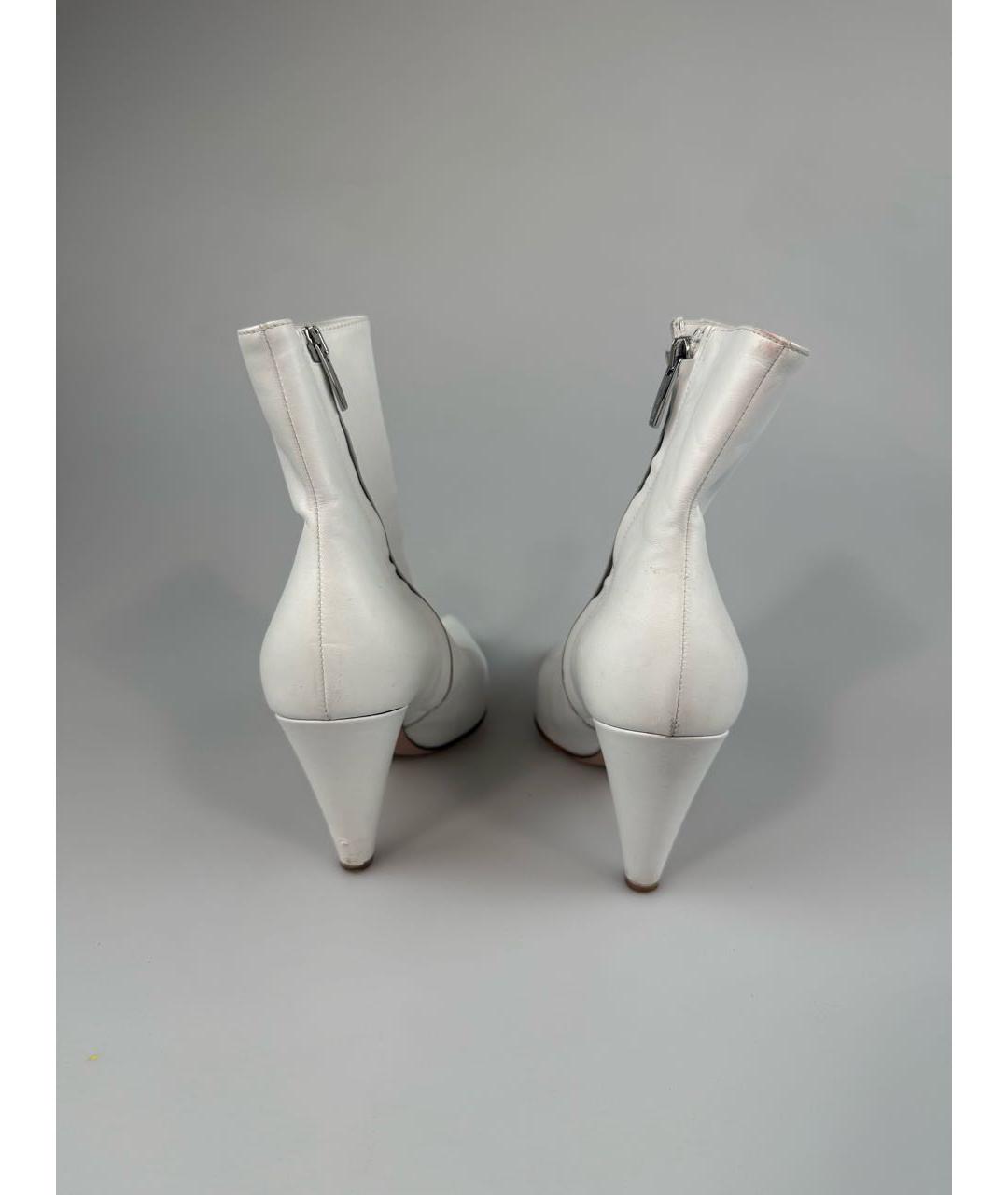 GIANVITO ROSSI Белые кожаные ботильоны, фото 3