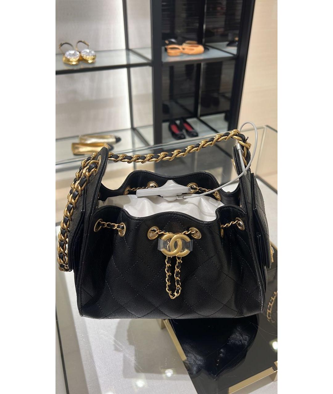 CHANEL Черная кожаная сумка через плечо, фото 4