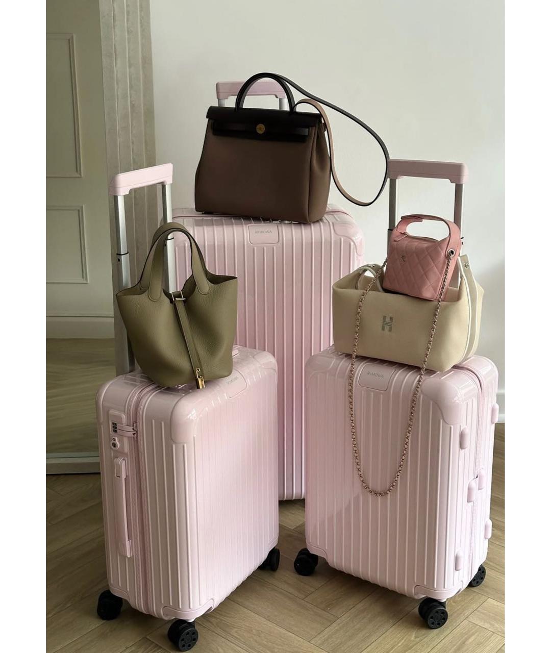 Rimowa Розовый чемодан, фото 2