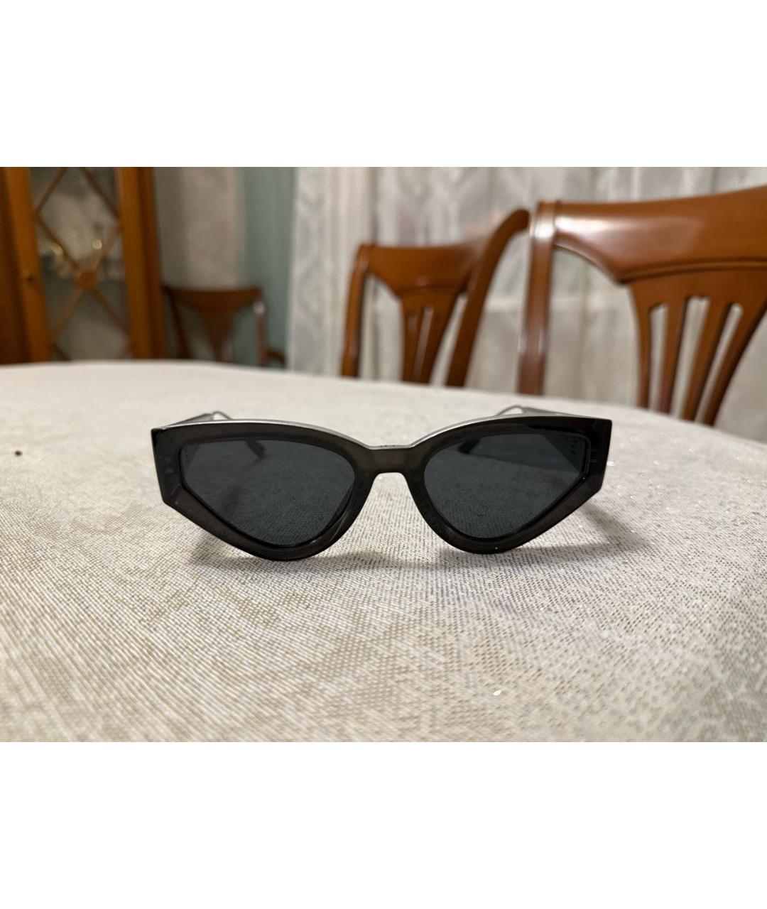 CHRISTIAN DIOR Антрацитовые пластиковые солнцезащитные очки, фото 6