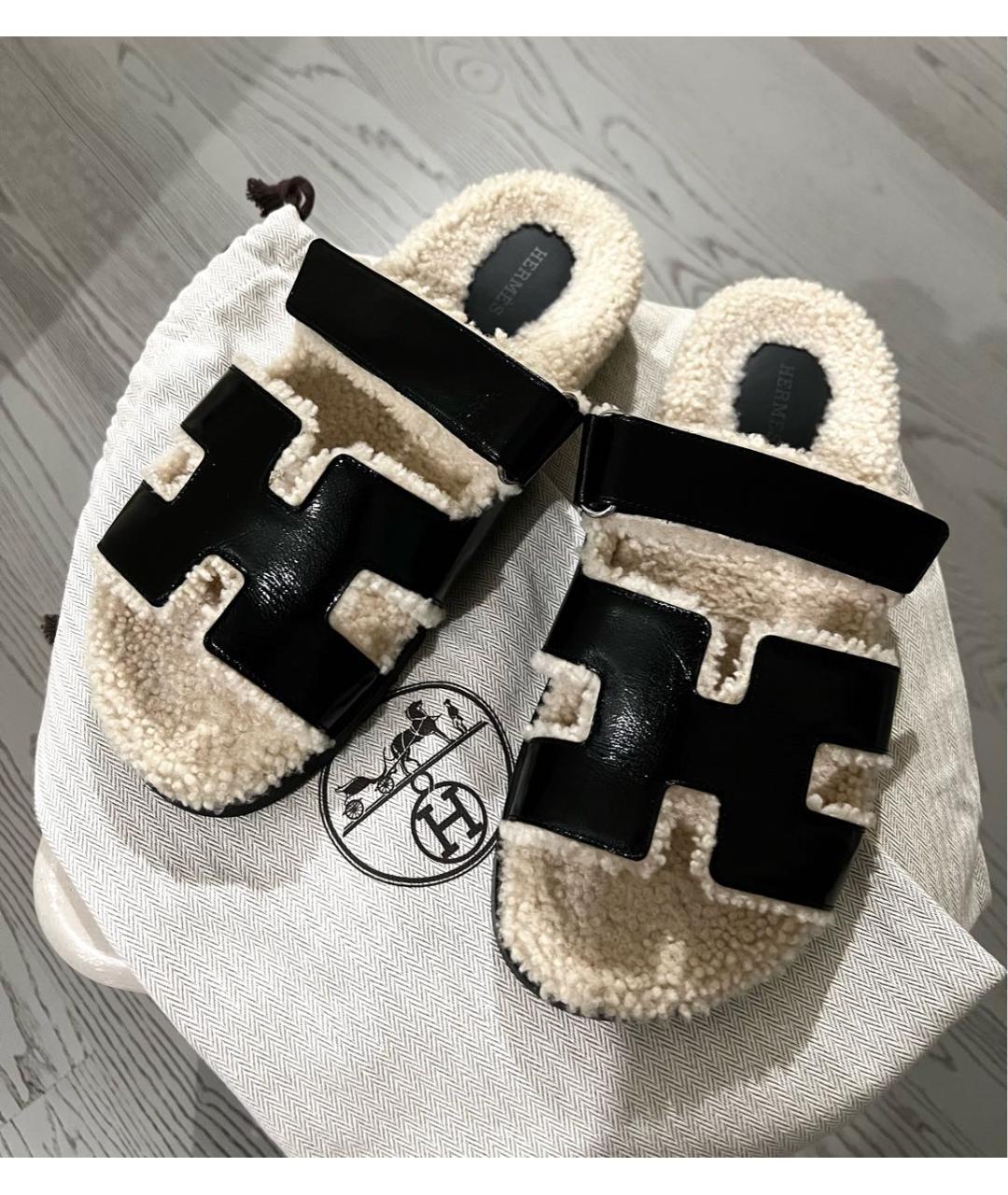 HERMES Черные сандалии из лакированной кожи, фото 2